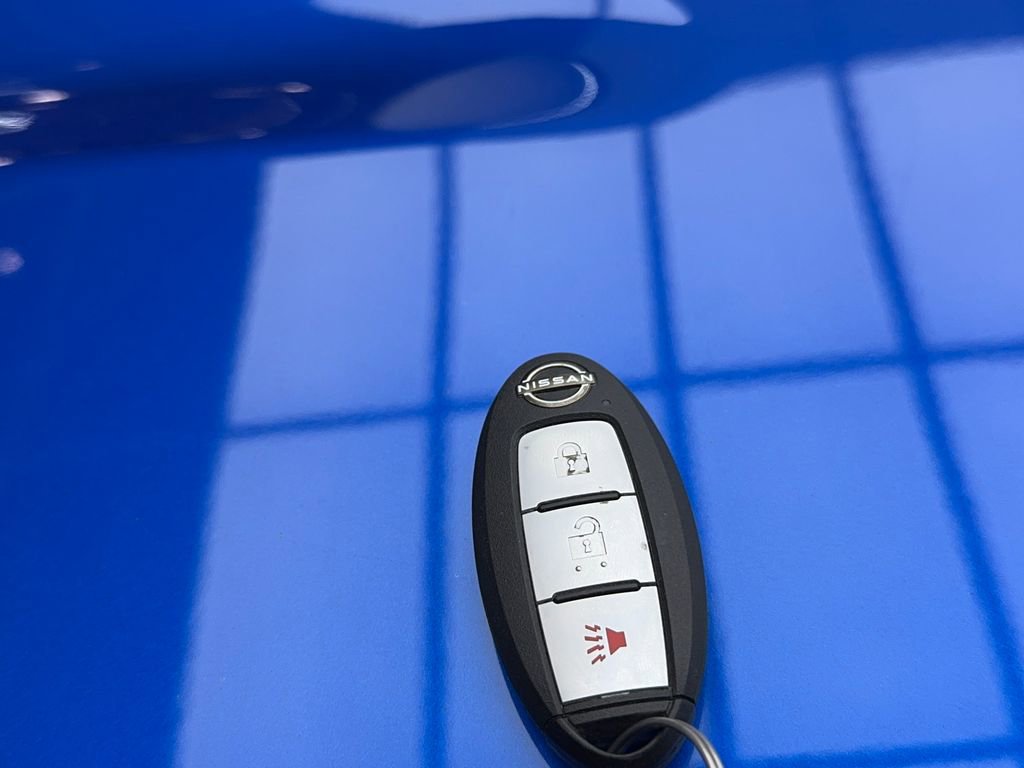 Used 2025 Nissan Frontier SV image 60