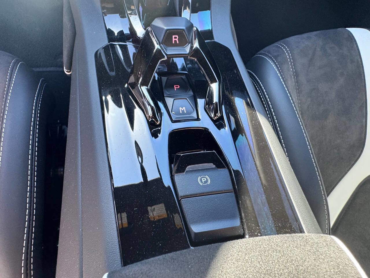 Used 2022 Lamborghini Huracan EVO image 76