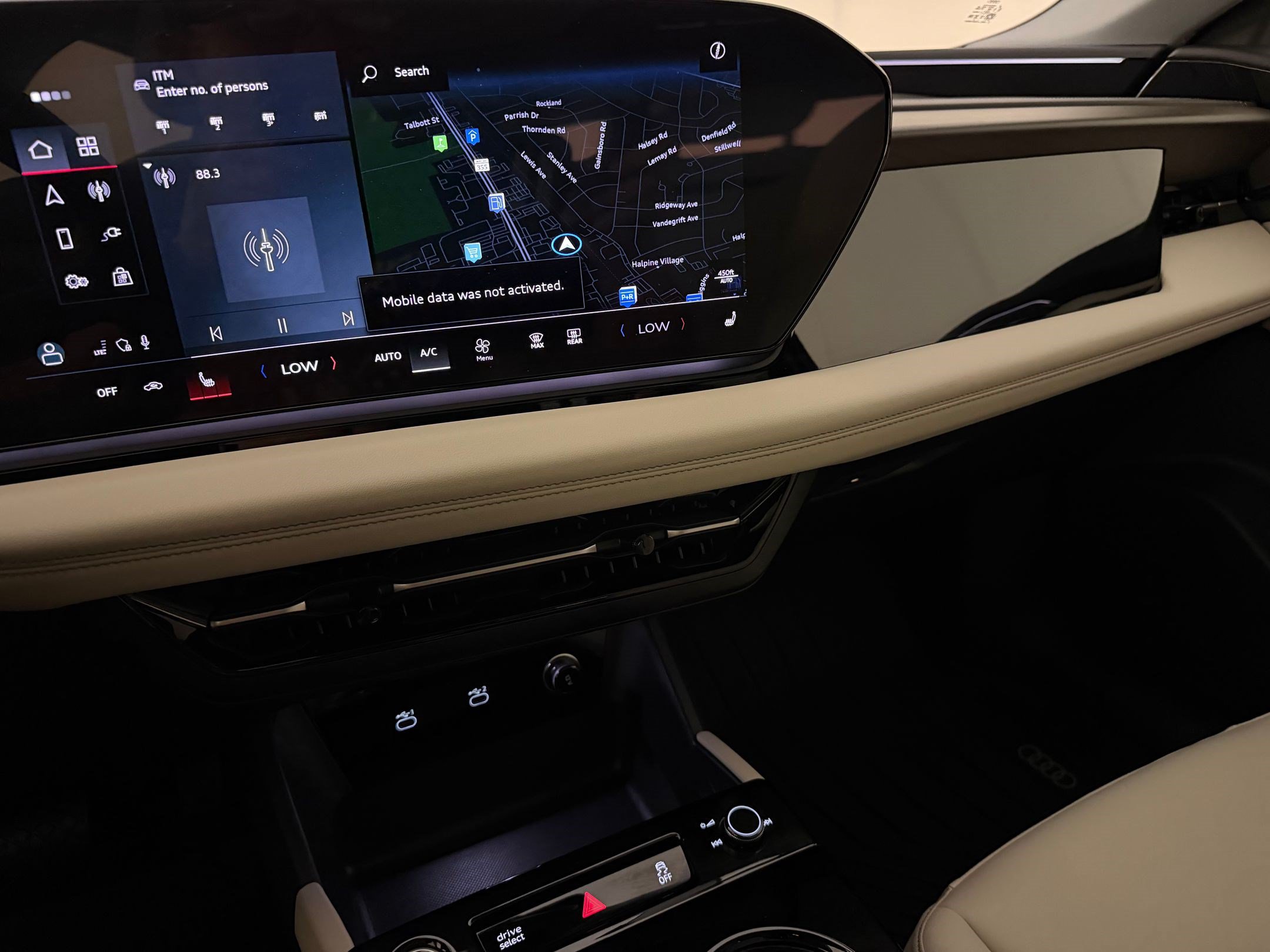 Certified 2025 Audi A6 e-tron Premium w/ Ultra Package AWD/4WD image 23