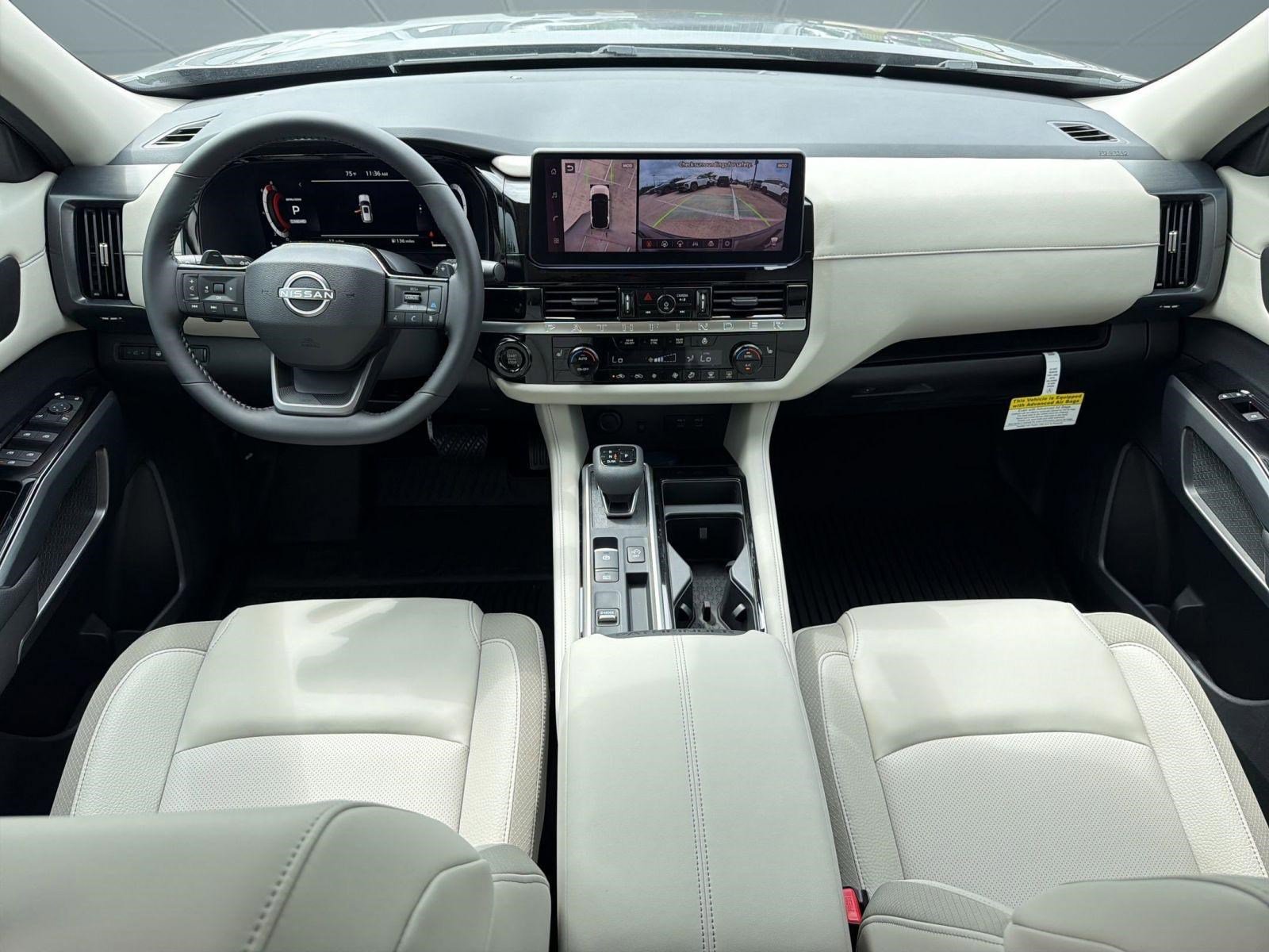 New 2026 Nissan Pathfinder SL image 16