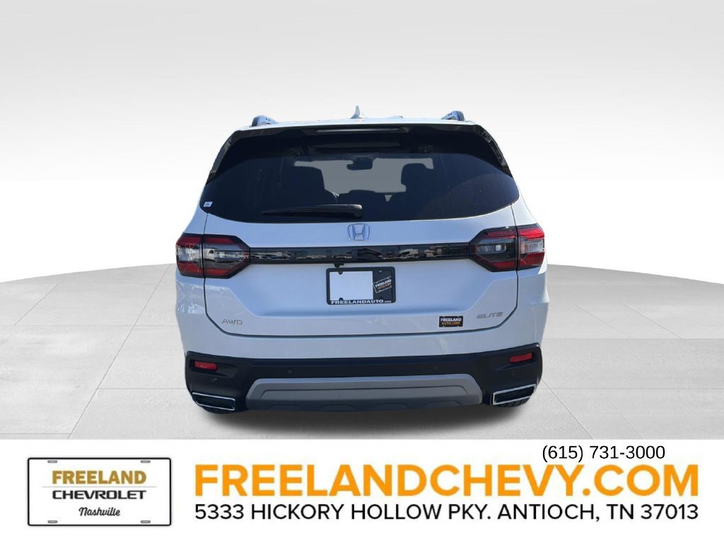 Used 2024 Honda Pilot Elite image 4