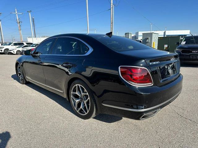 Used 2019 Kia K900 Luxury w/ VIP Package image 3