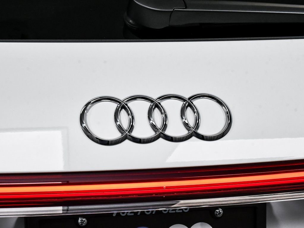 Used 2024 Audi Q4 e-tron Premium Plus w/ Premium Plus image 82