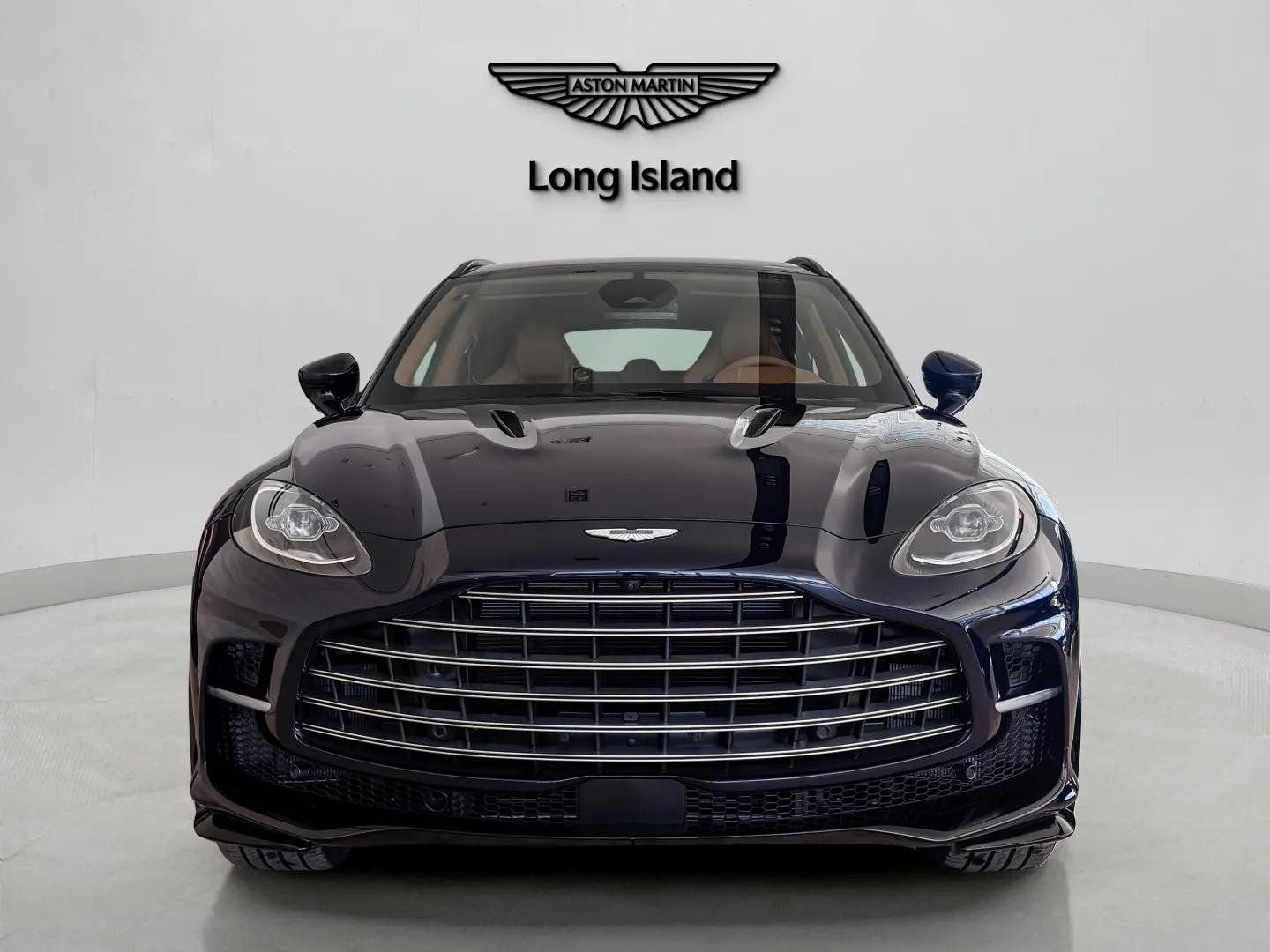 New 2026 Aston Martin DBX 707 AWD/4WD image 2