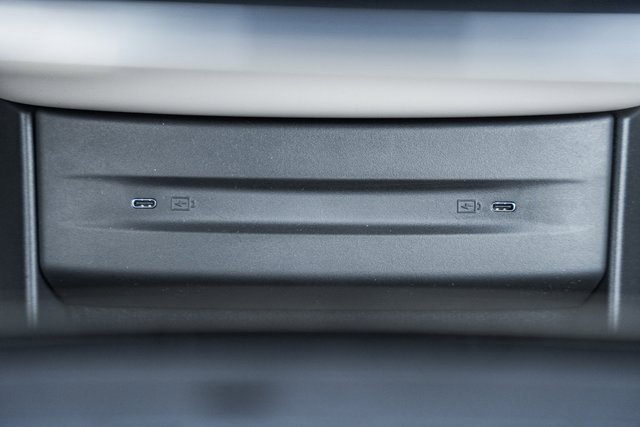 New 2025 Volvo EX90 Ultra w/ Protection Package Premier image 20