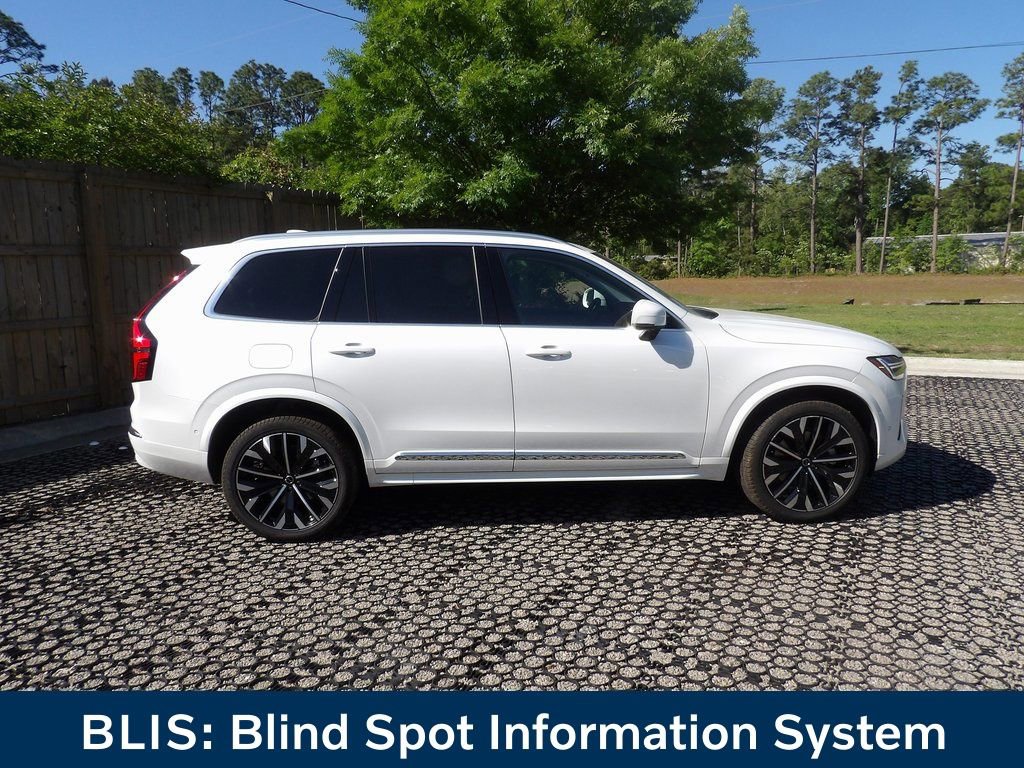 New 2025 Volvo XC90 B6 Plus w/ Protection Package Premier image 4