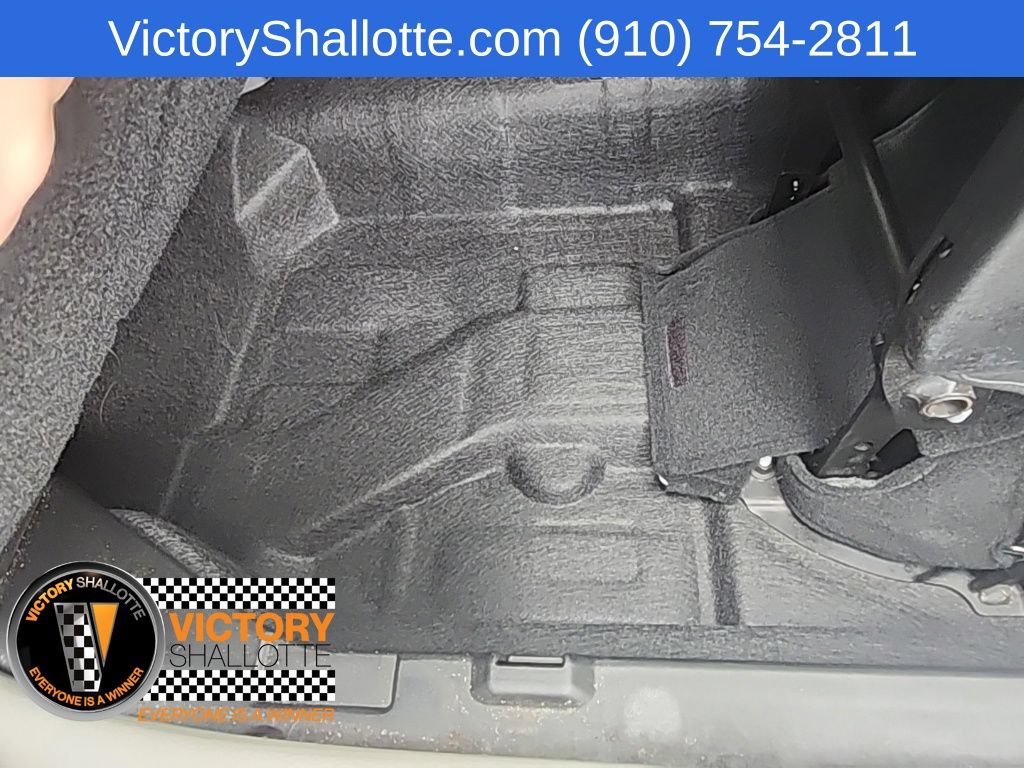 Certified 2023 Chrysler Voyager LX FWD image 21