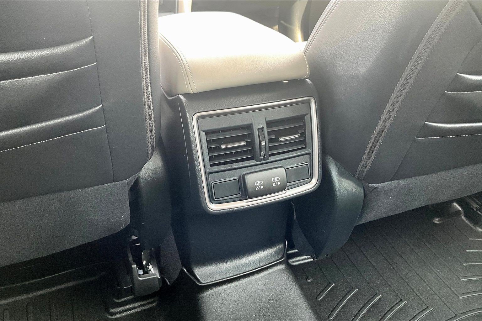 Used 2022 Subaru Forester Limited AWD/4WD image 25