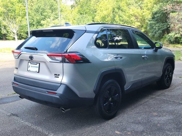 Used 2023 Toyota RAV4 XLE AWD/4WD image 5