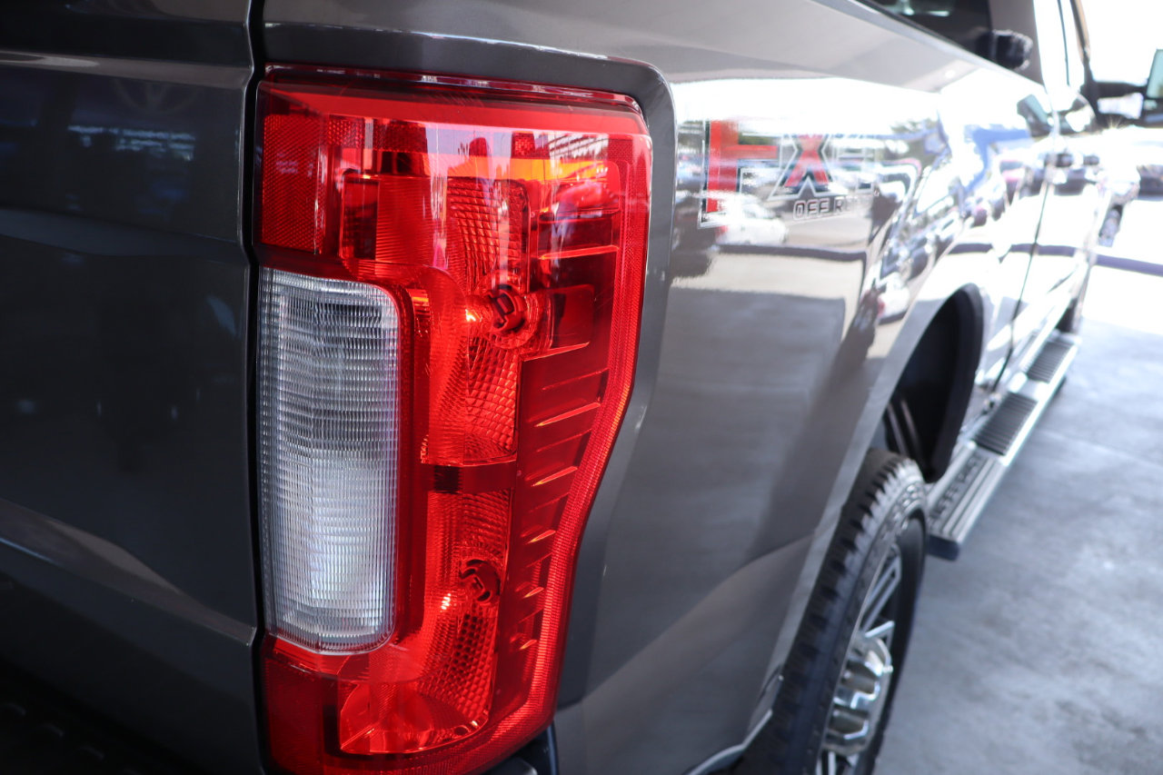 Used 2017 Ford F350 Lariat w/ Lariat Value Package image 46