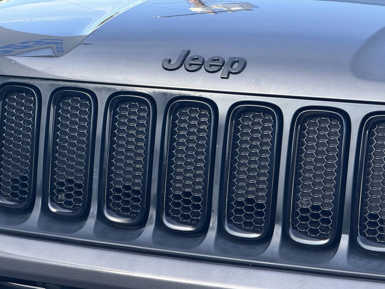 Used 2017 Jeep Renegade Altitude image 21