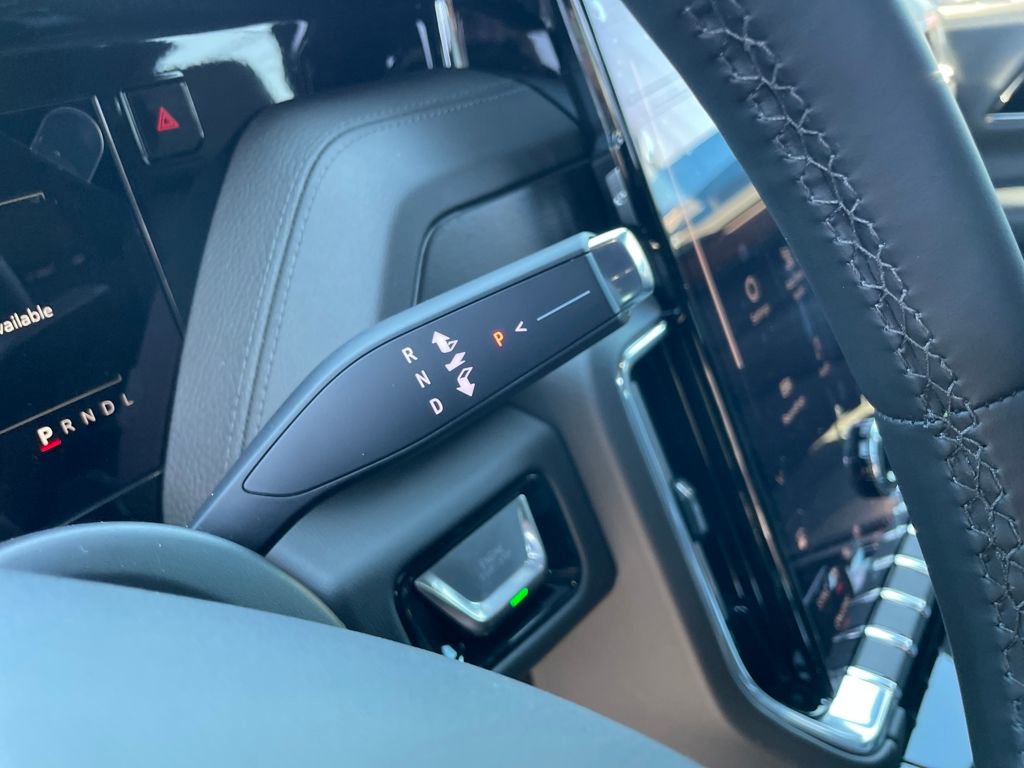 New 2026 GMC Yukon Denali w/ LPO, Floor Liner Package image 25