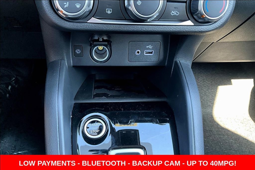 New 2025 Nissan Versa SV w/ Trunk Package FWD image 21