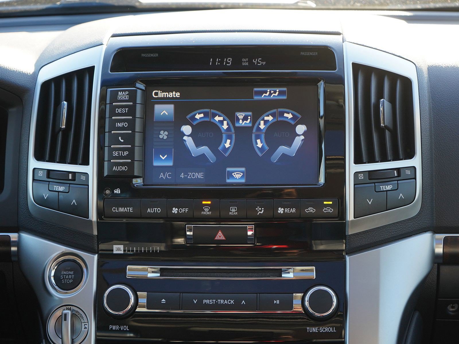 Used 2015 Toyota Land Cruiser AWD/4WD image 18