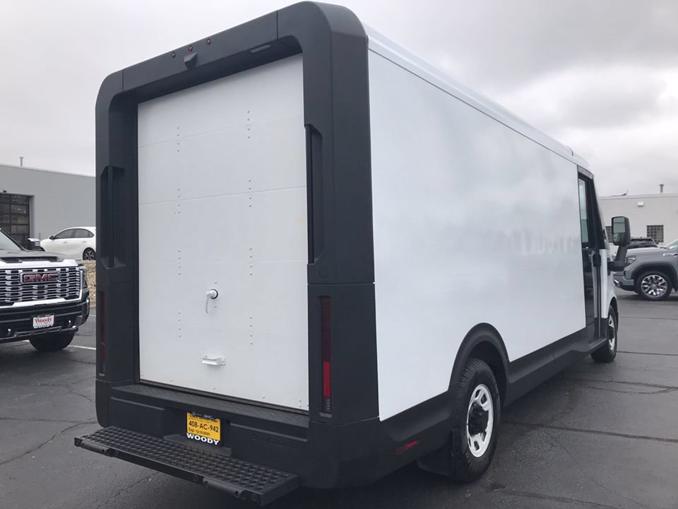 Used 2024 Chevrolet Brightdrop 600 w/ Commercial Equipment Package AWD/4WD image 9