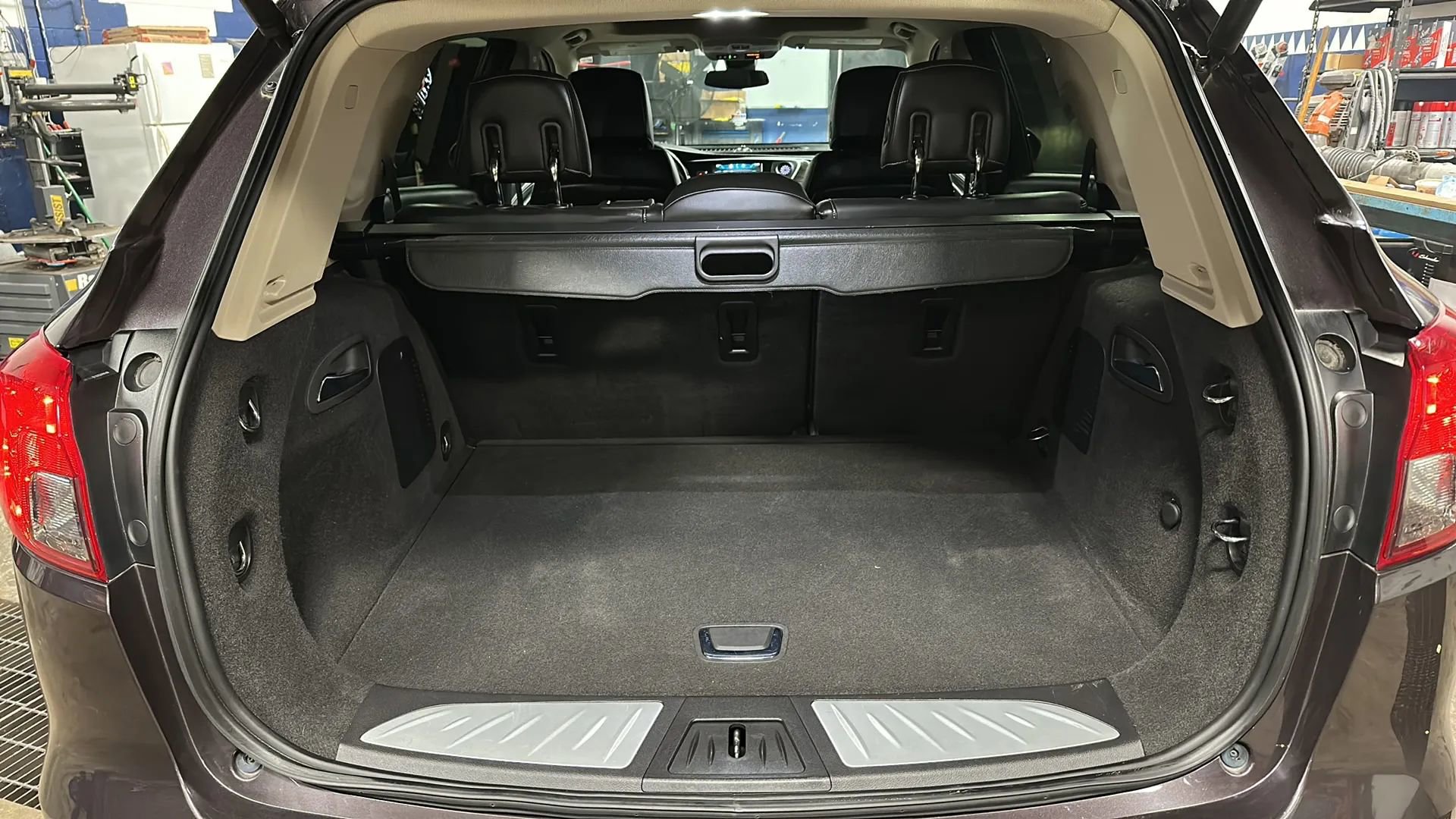 Used 2016 Buick Envision Premium AWD/4WD image 13