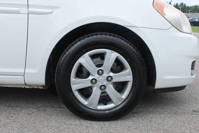 Used 2008 Hyundai Accent GLS FWD image 26