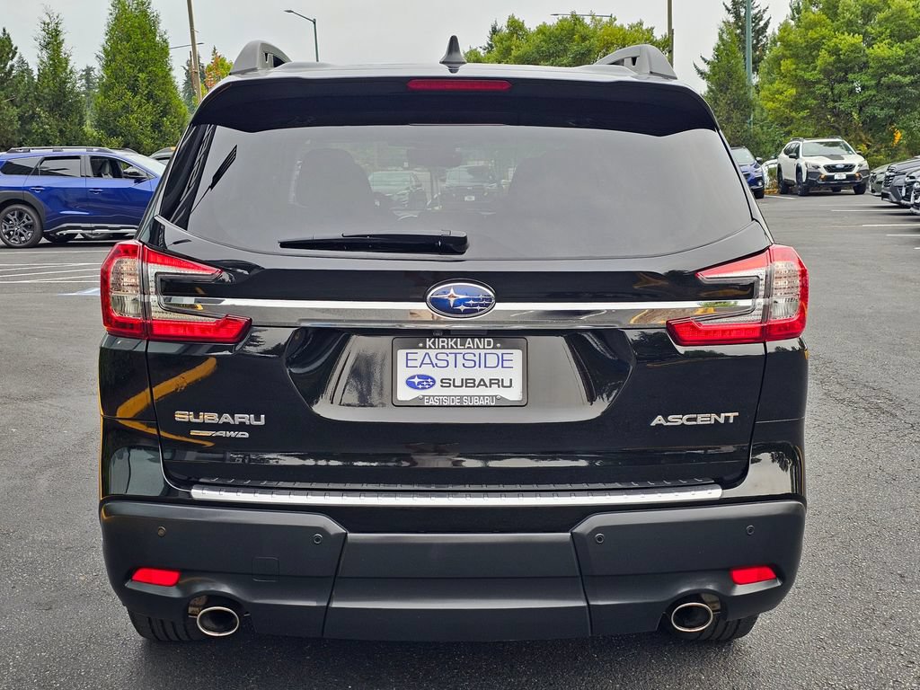 Used 2023 Subaru Ascent Premium w/ Convenience Package AWD/4WD image 6