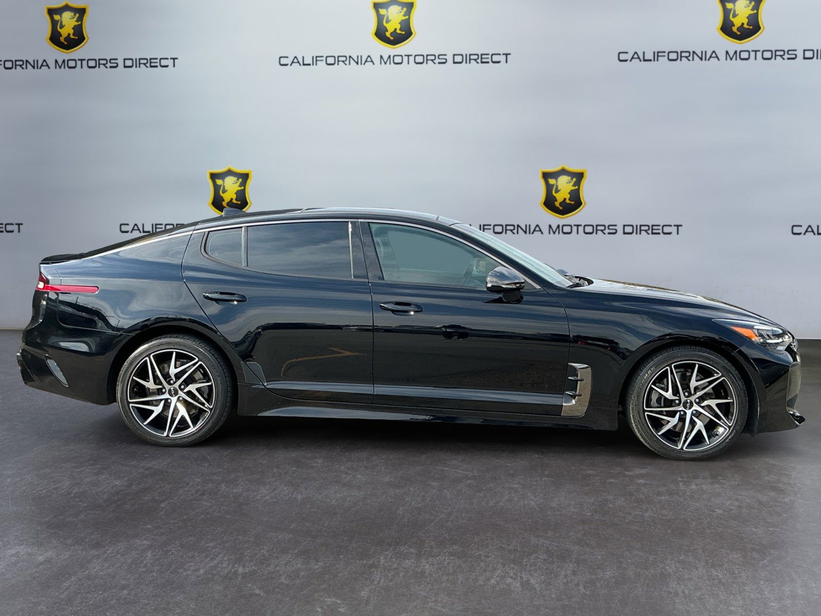 Used 2022 Kia Stinger GT-Line w/ Sun & Sound Package image 4