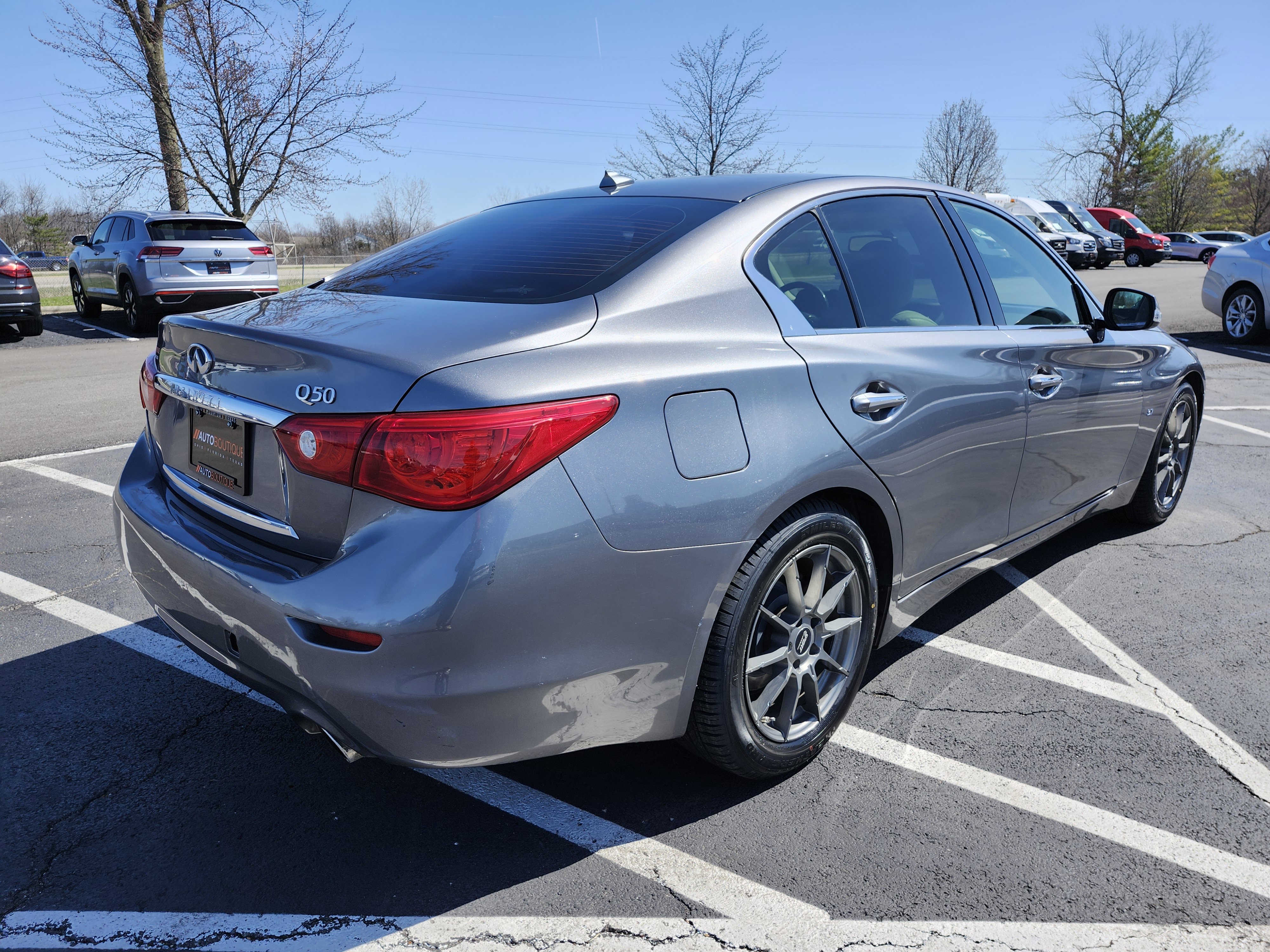 Used 2014 INFINITI Q50 Premium w/ Navigation Package image 18