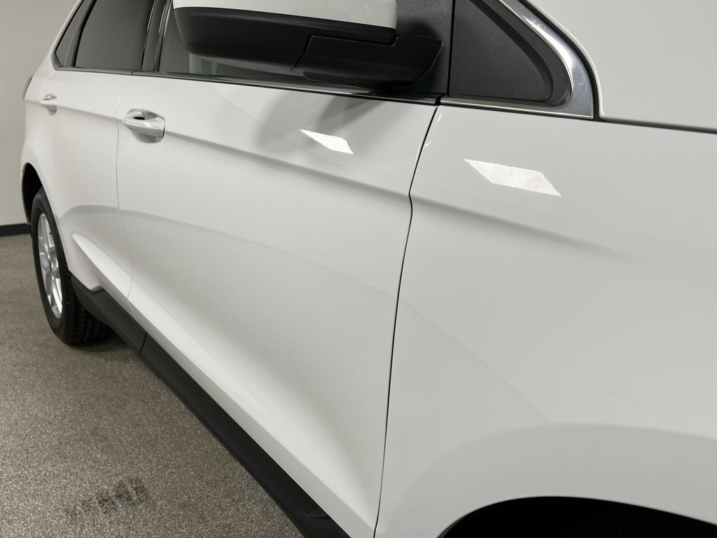 Used 2024 Ford Edge SEL image 16