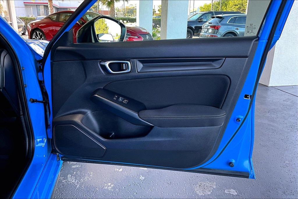 Used 2023 Honda Civic Sport image 28