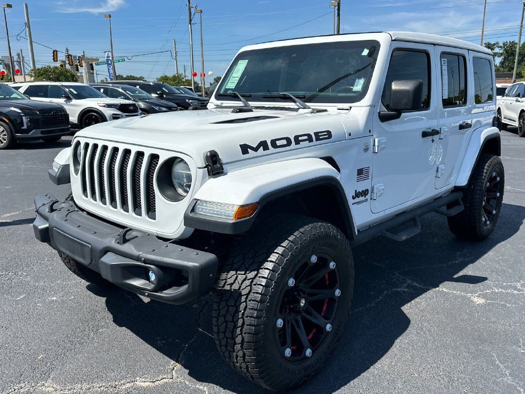 Used 2019 Jeep Wrangler Unlimited Sahara w/ Quick Order Package 24M Moab AWD/4WD image 3