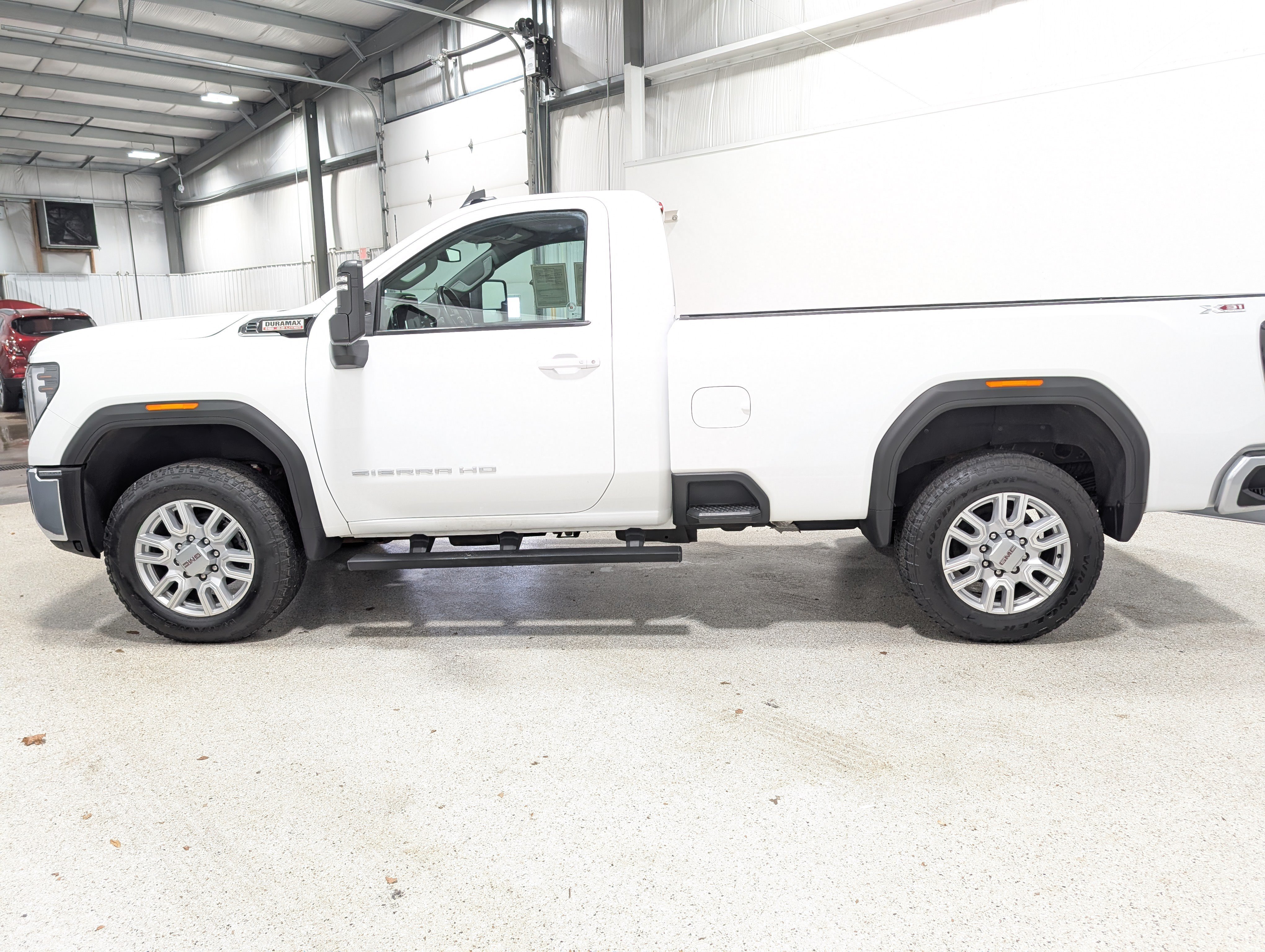 Used 2024 GMC Sierra 2500 SLE w/ SLE Convenience Package AWD/4WD image 6