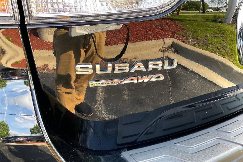 Certified 2022 Subaru Forester Limited w/ Popular Package #3 AWD/4WD image 35