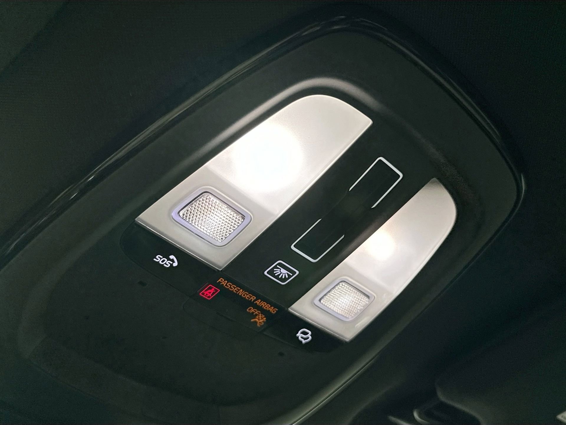 New 2026 Volvo XC90 B5 Plus w/ Protection Package Premier AWD/4WD image 20