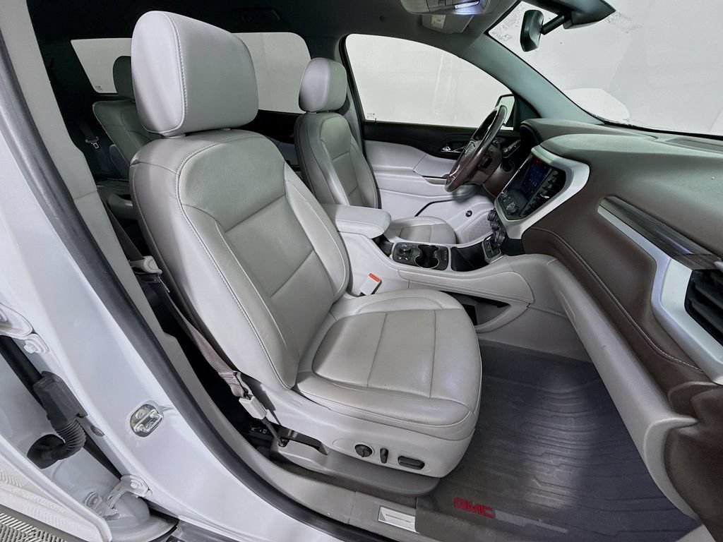 Used 2020 GMC Acadia SLT w/ Premium Package FWD image 29