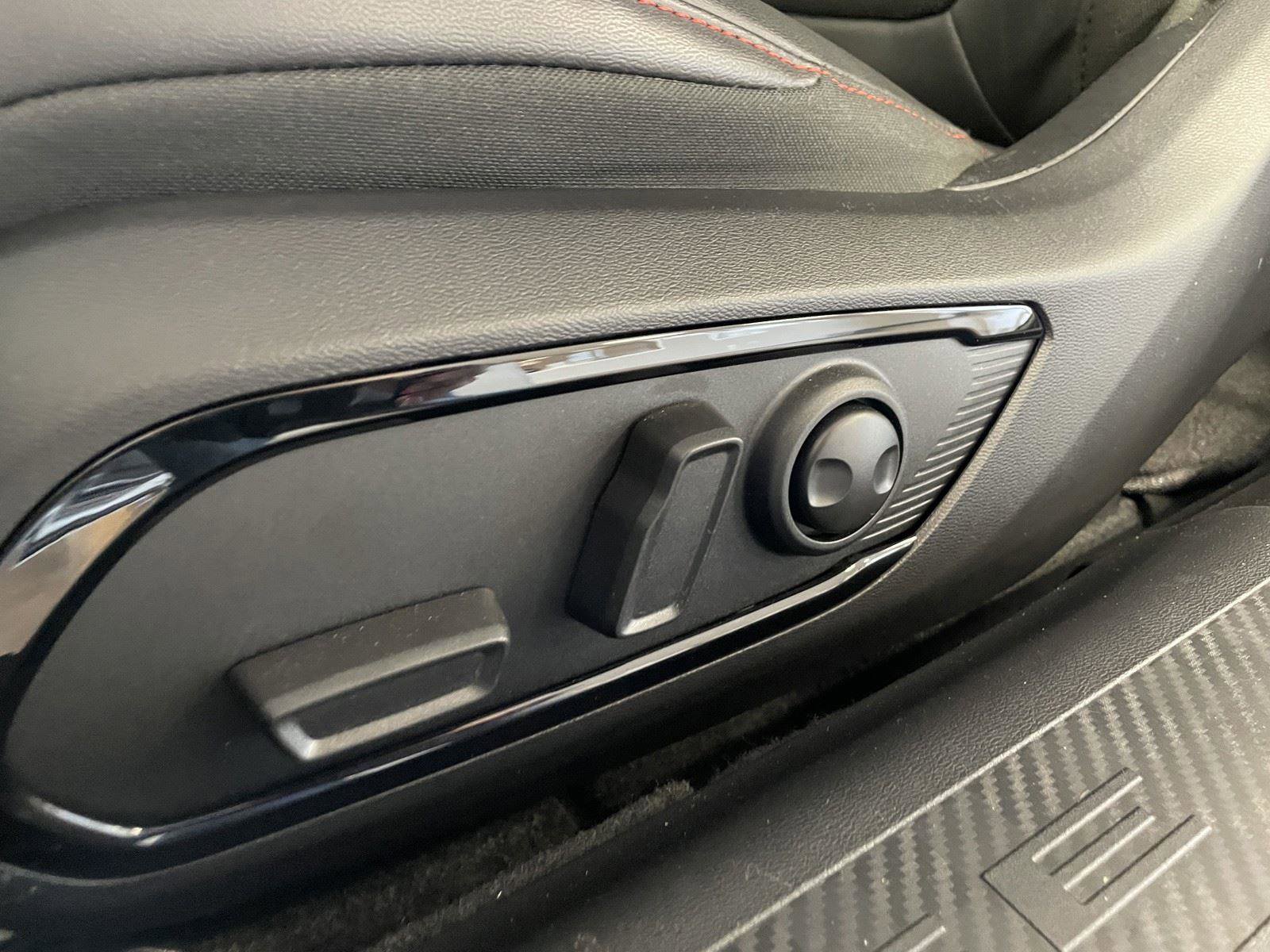 New 2024 Dodge Charger R/T w/ Plus Group image 21