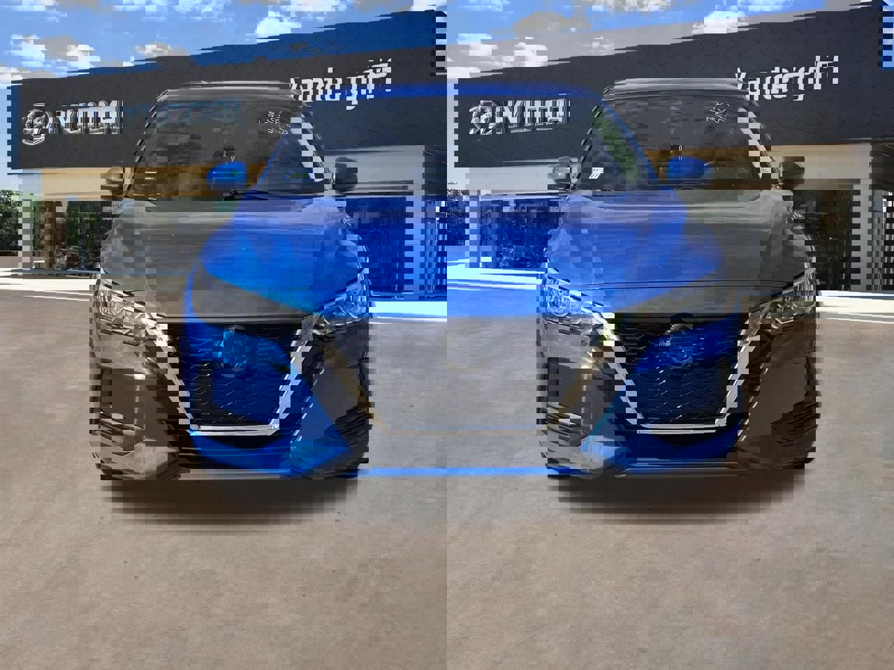 Used 2021 Nissan Sentra SV w/ Trunk Package image 3