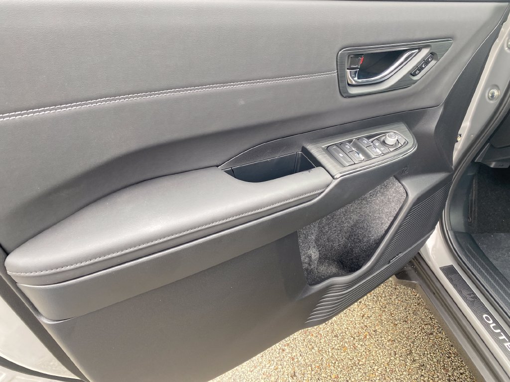 New 2026 Subaru Outback Touring XT AWD/4WD image 8