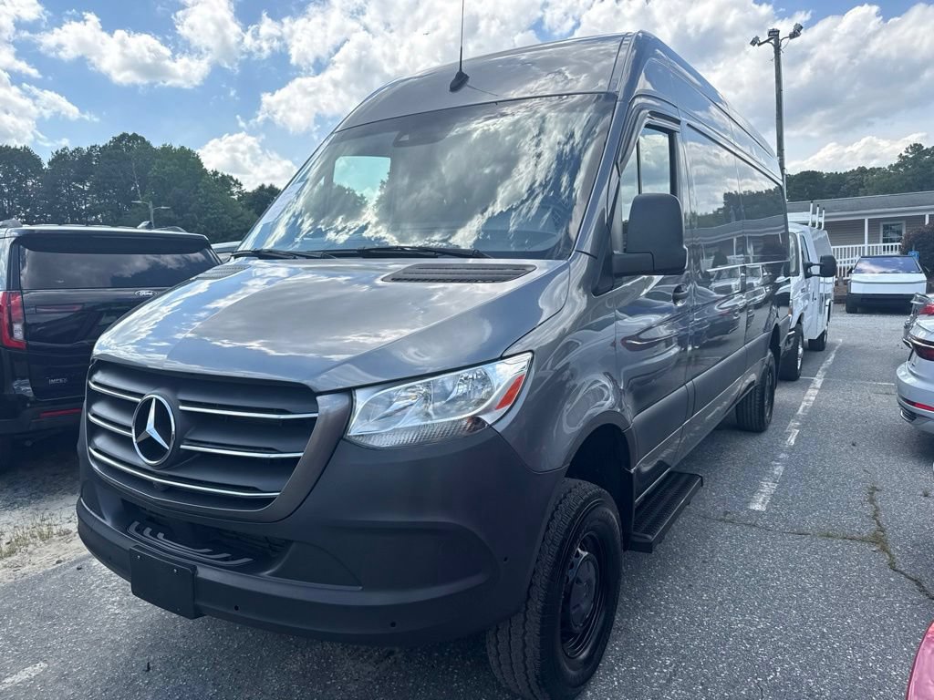 Used 2023 Mercedes-Benz Sprinter 2500 image 1