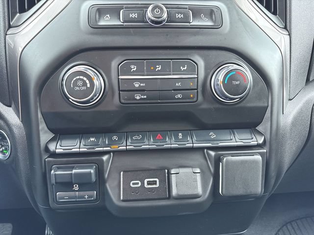 Used 2025 Chevrolet Silverado 1500 Custom Trail Boss w/ LPO, Dark Essentials Package AWD/4WD image 17