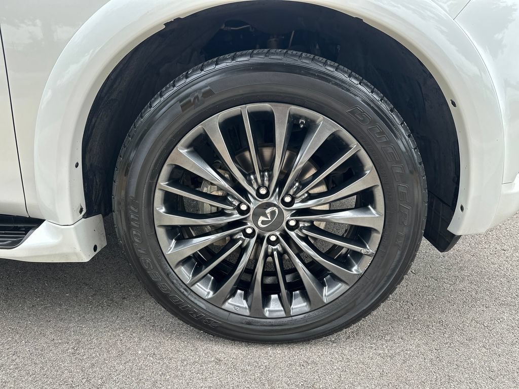 Used 2023 INFINITI QX80 Sensory w/ Cargo Package AWD/4WD image 13