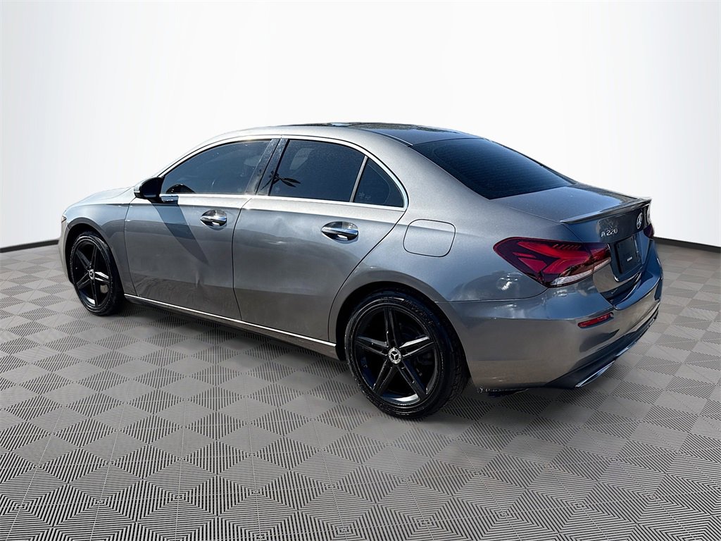 Used 2019 Mercedes-Benz A 220 4MATIC w/ Premium Package image 7