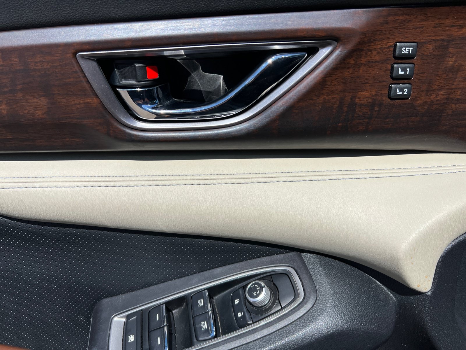 Used 2019 Subaru Ascent Touring AWD/4WD image 13