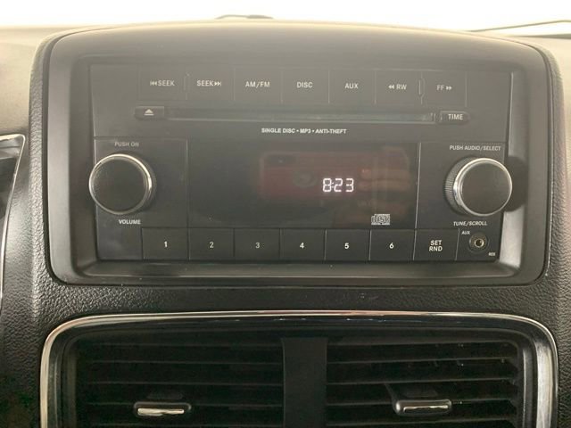 Used 2013 Dodge Grand Caravan SXT FWD image 11