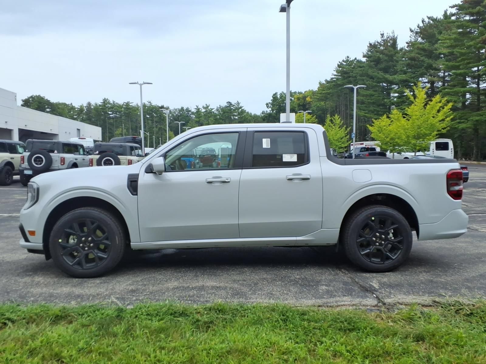 New 2026 Ford Maverick Lobo AWD/4WD image 5