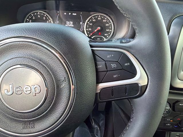 Used 2018 Jeep Renegade Latitude image 26