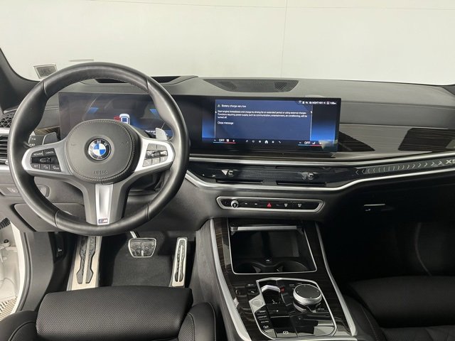 Used 2024 BMW X5 xDrive40i w/ M Sport Package image 13