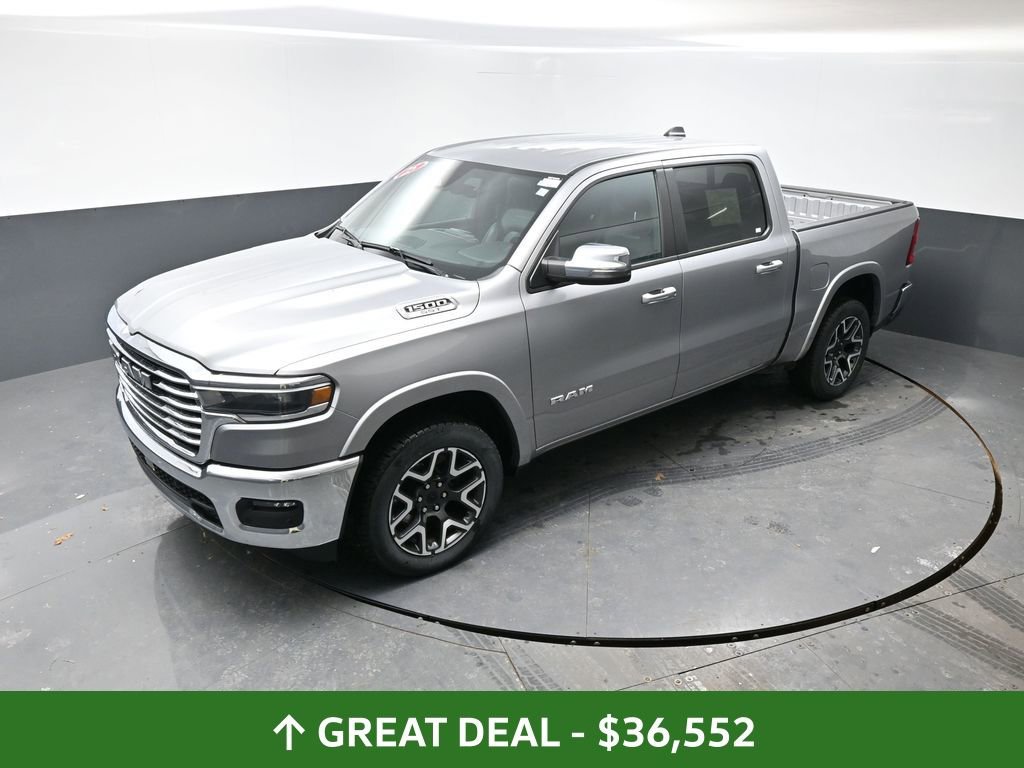 Used 2025 RAM 1500 Laramie AWD/4WD image 48