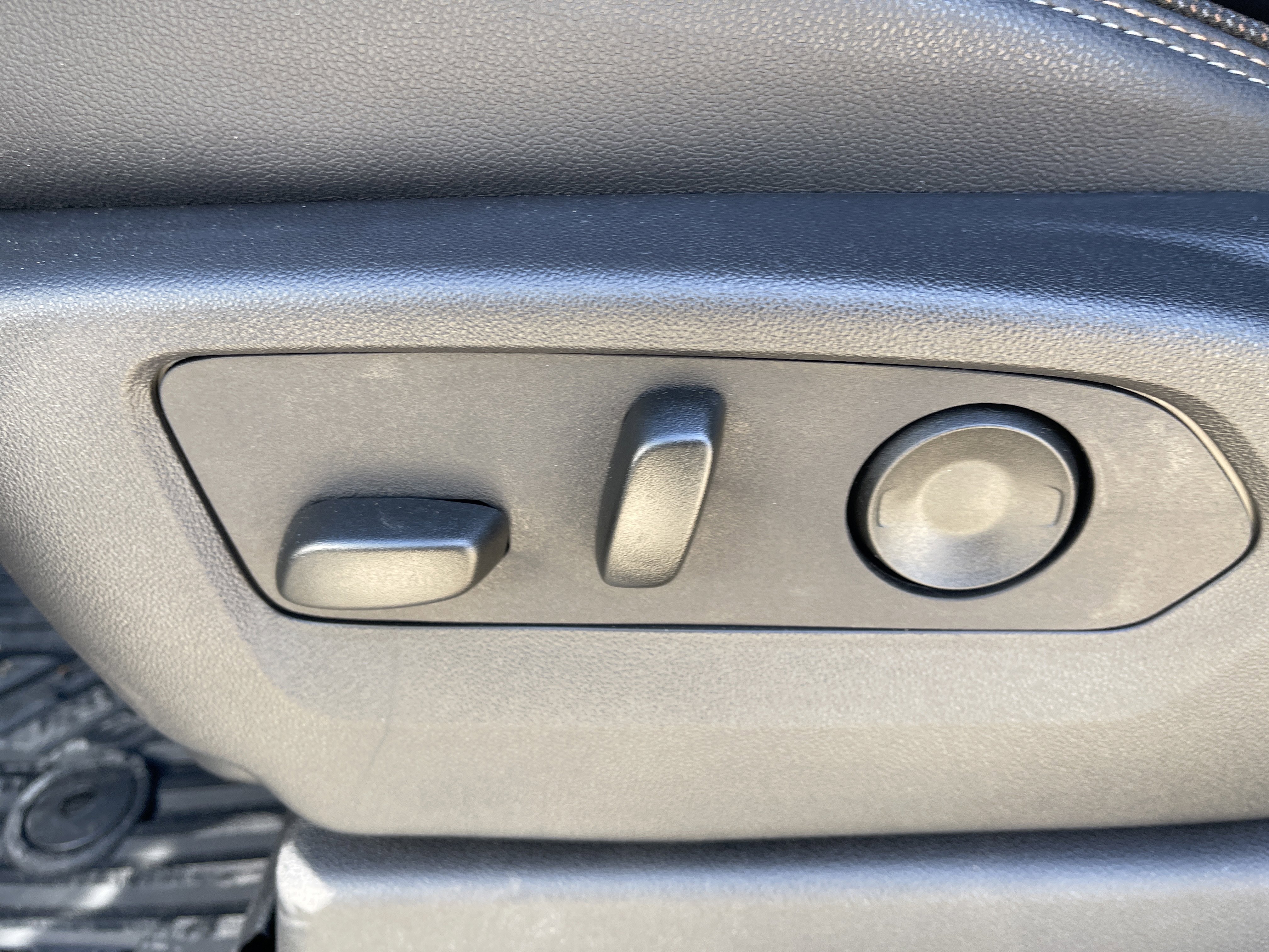 New 2025 Chevrolet Silverado 2500 High Country w/ Midnight Edition image 36