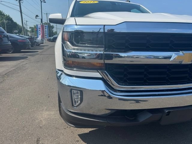 Used 2018 Chevrolet Silverado 1500 LT w/ LT Eassist Package AWD/4WD image 11