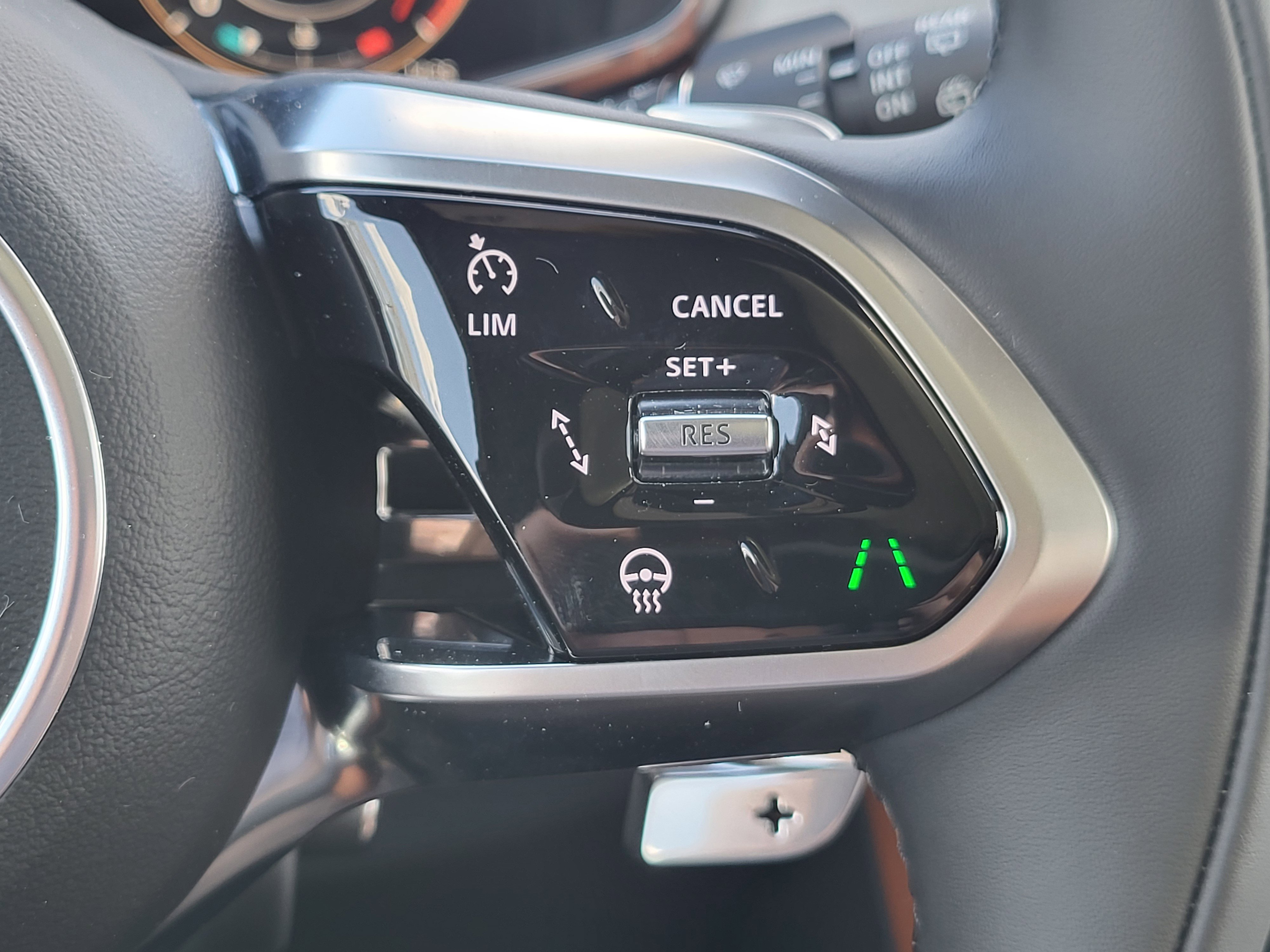 New 2026 Jaguar F-PACE R-Dynamic S image 32