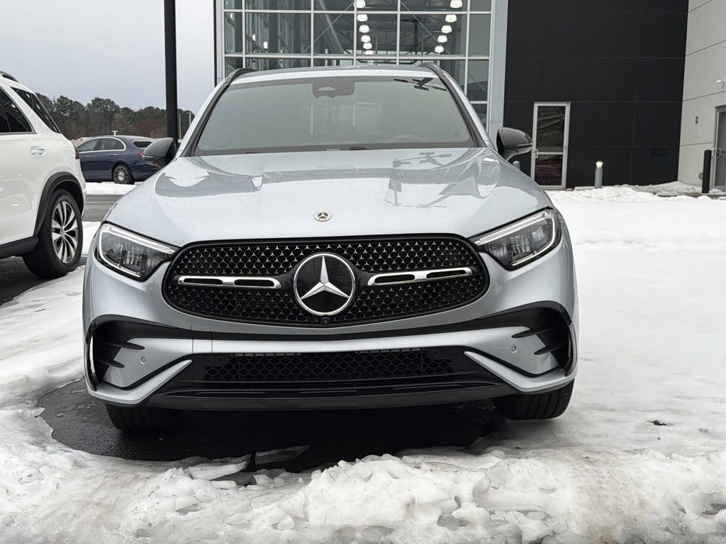 Certified 2025 Mercedes-Benz GLC 300 4MATIC image 2