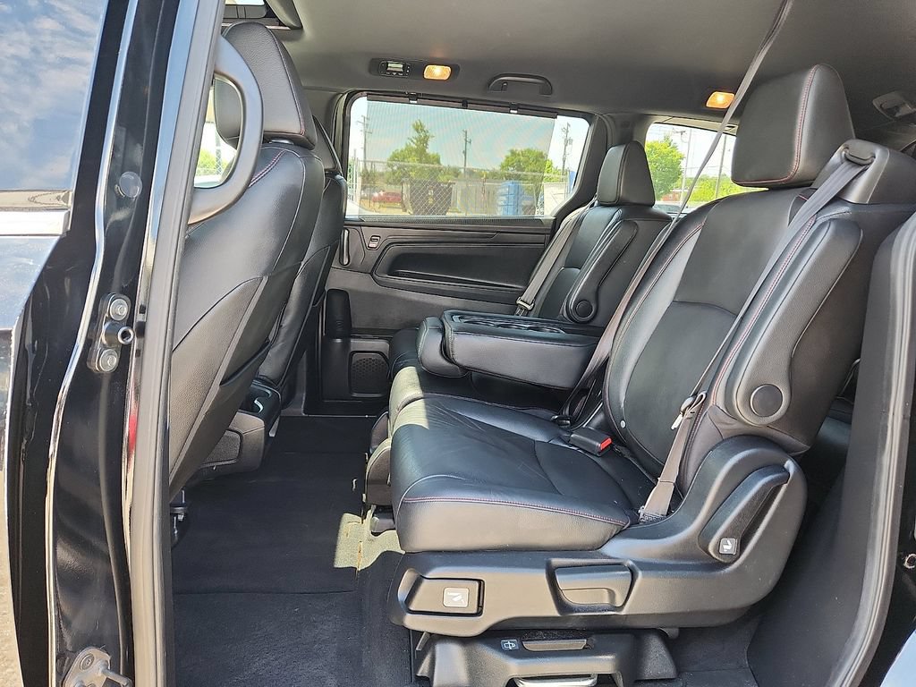 Used 2024 Honda Odyssey Sport image 6