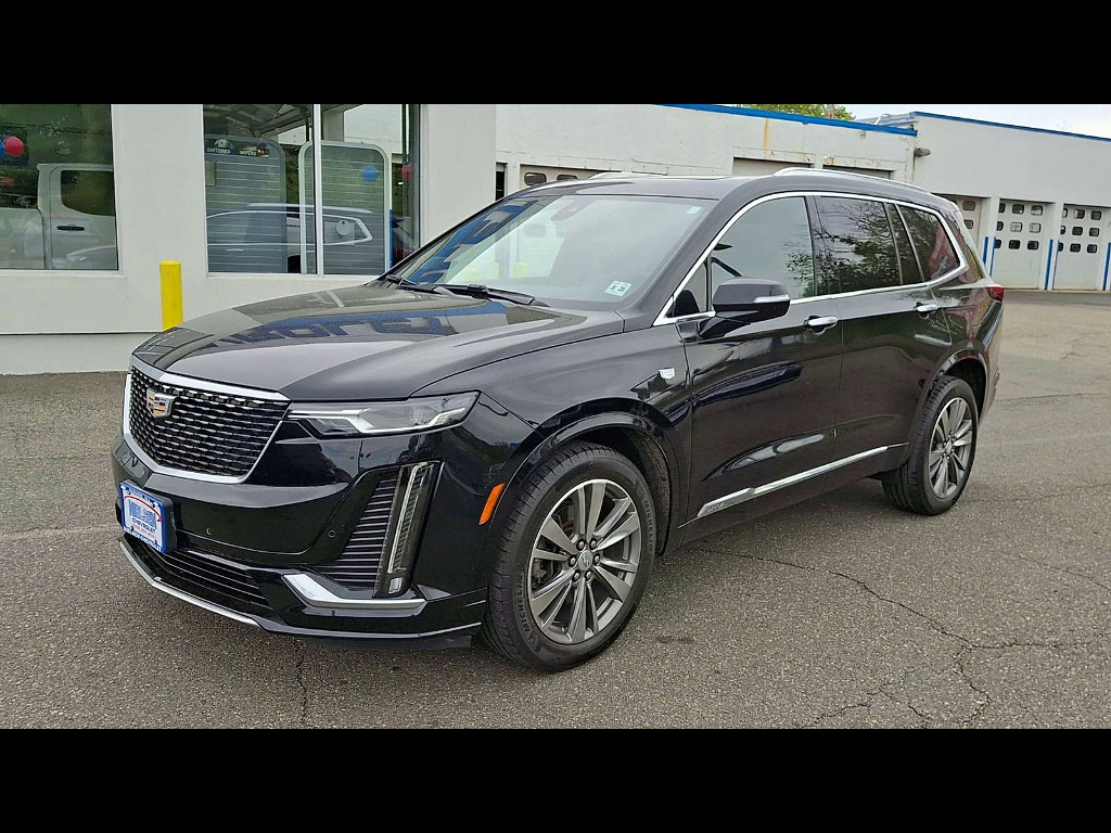 Certified 2021 Cadillac XT6 Premium Luxury w/ LPO, Floor Liner Package AWD/4WD image 4
